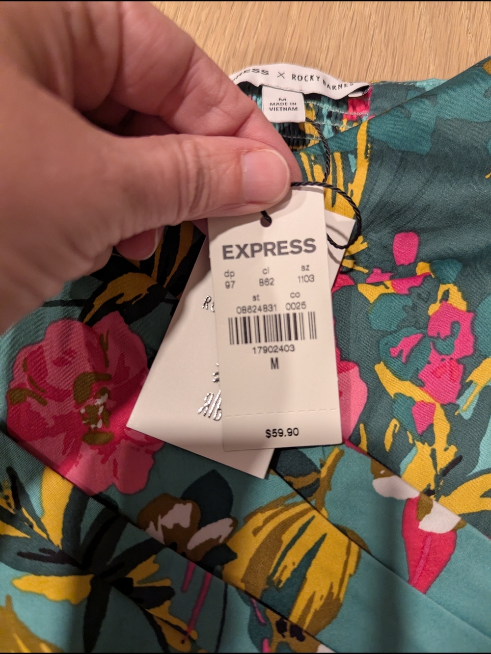 Teal Floral Off-Shoulder Crop Top - Picture 4 of 6